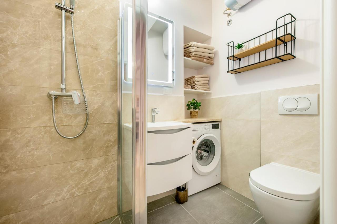 Bella Campagna - Luxury Two Bedroom Apartment Ρόβινι Εξωτερικό φωτογραφία