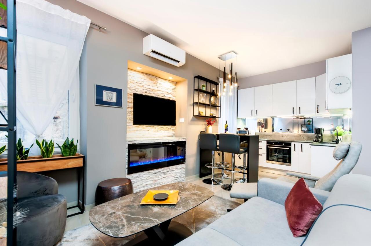 Bella Campagna - Luxury Two Bedroom Apartment Ρόβινι Εξωτερικό φωτογραφία