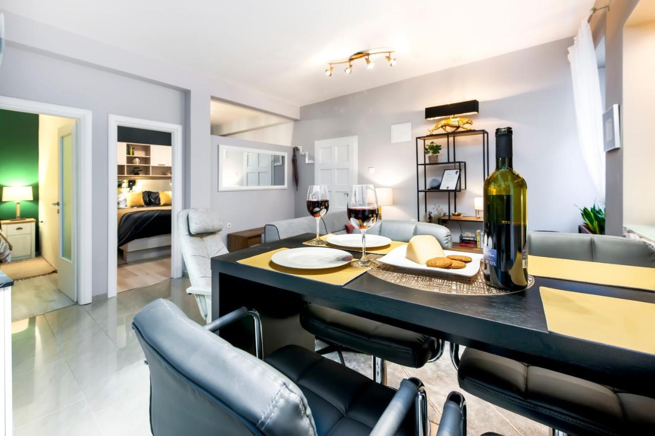 Bella Campagna - Luxury Two Bedroom Apartment Ρόβινι Εξωτερικό φωτογραφία