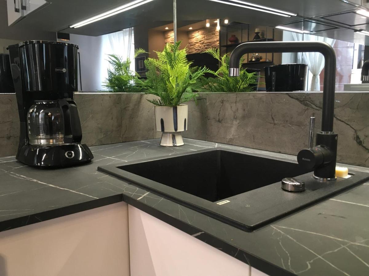 Bella Campagna - Luxury Two Bedroom Apartment Ρόβινι Εξωτερικό φωτογραφία